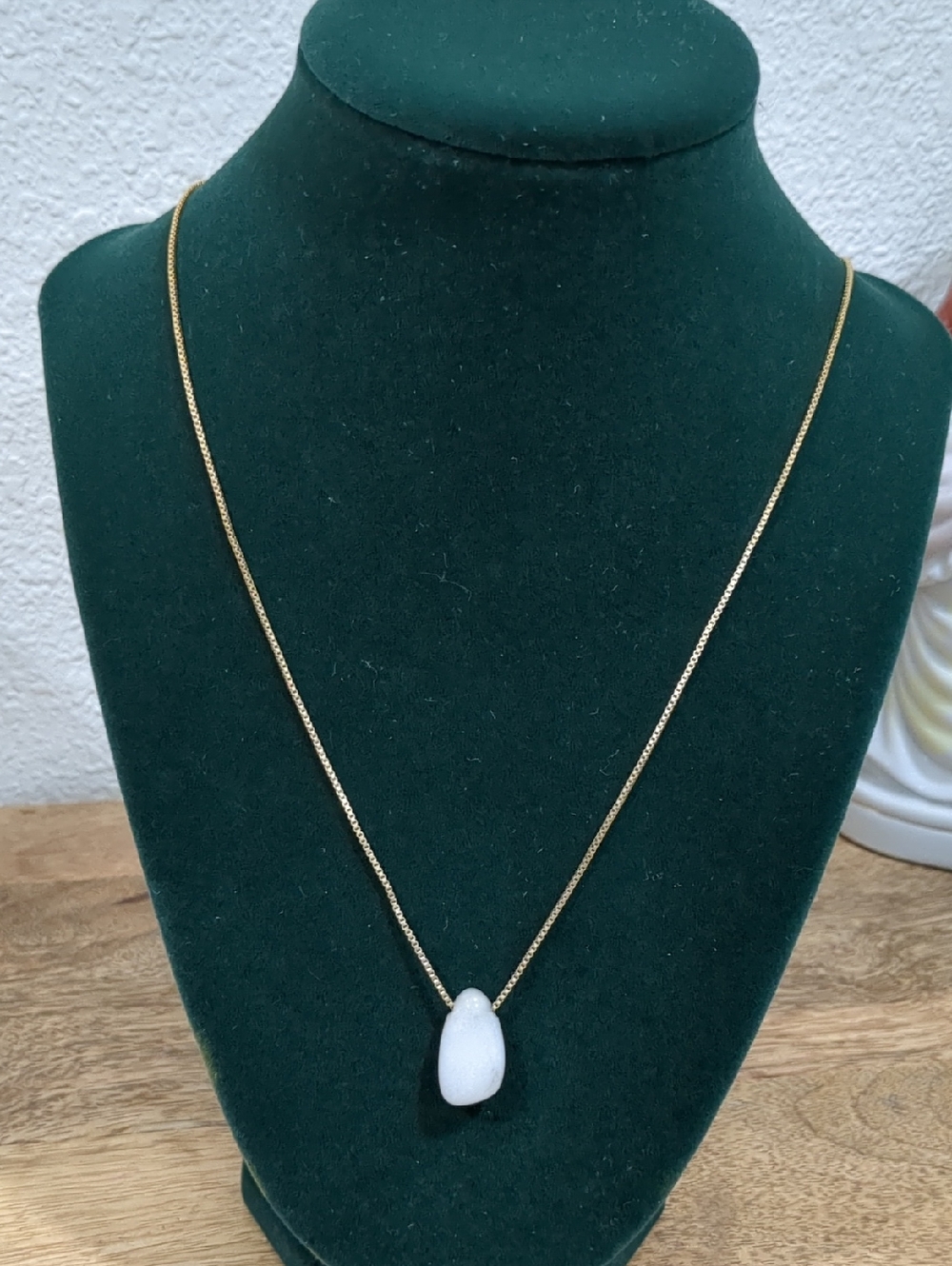 MADEWELL Gold Chain Necklace with White Teardrop Semiprecious Stone Pendant